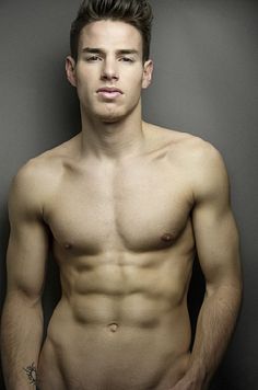 Alex Valentin male fitness model