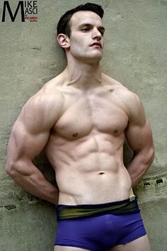 Mike Masci male fitness model