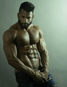 Juventino Mendoza male fitness model