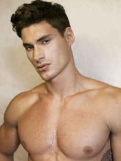 Michael Spadino male fitness model