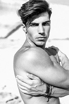 Antonio Pino male fitness model