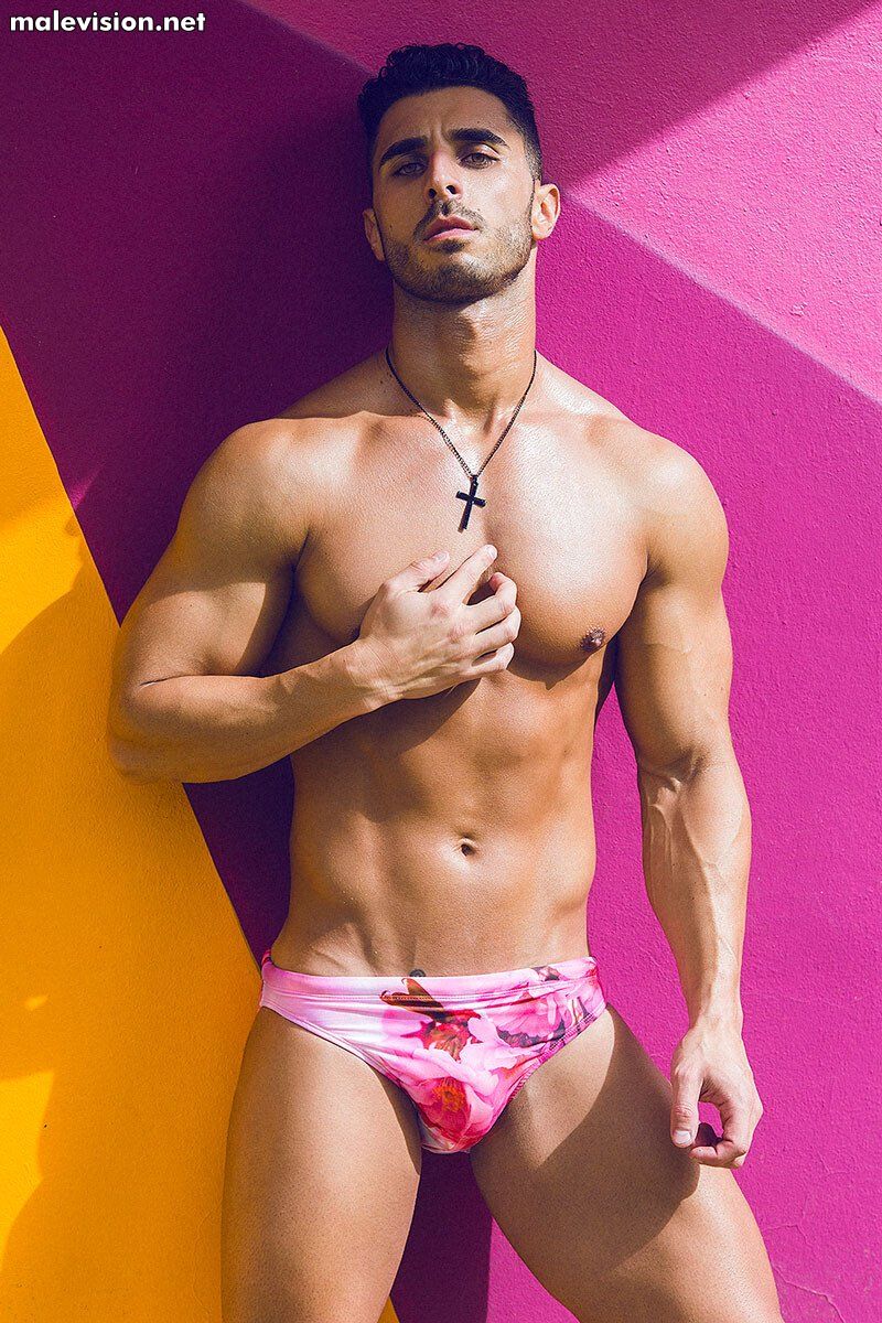 Daniel González - male models galleries