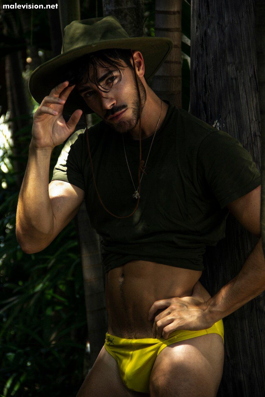 Leonel Lugon model