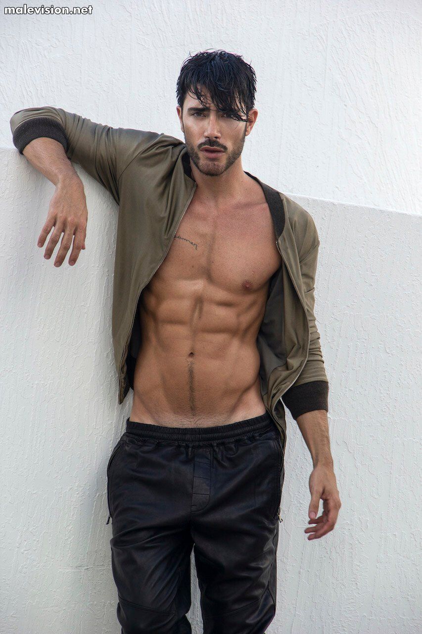 Leonel Lugon model