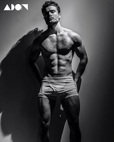 Aaron Connor male fitness model