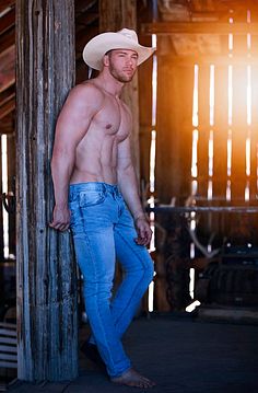 AJ Montgomery male fitness model
