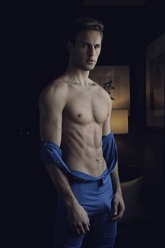 Alexander Taptsov male fitness model