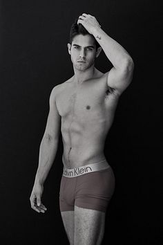 Andre Brunelli male fitness model