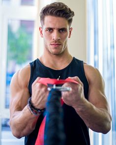 Andreas Petsides male fitness model