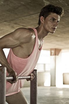 Benjamin Benedek male fitness model