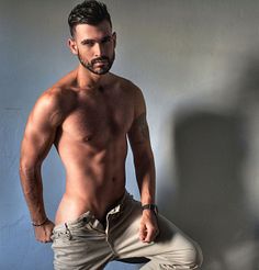 Bill Aggelopoulos male fitness model