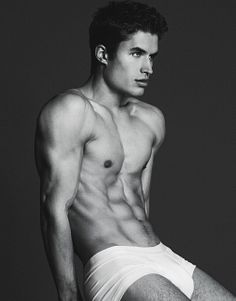 Brandon Lipchik male fitness model