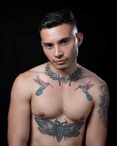 Brandon Vargas male fitness model