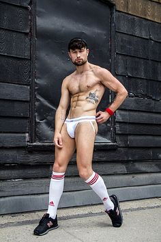 Drew Dixon male fitness model
