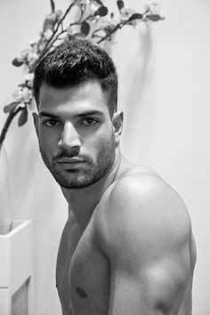 George Taylor Georgiou male fitness model