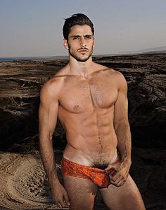 Guy Lubelchik male fitness model