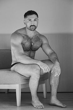 Ignacio Oliver male fitness model