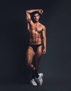 Juanfer De La Torre male fitness model