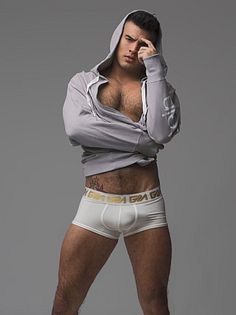Juanfer De La Torre male fitness model