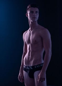 Logan Monteleone male fitness model