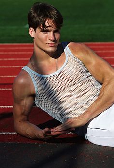 Mason McKenrick male fitness model