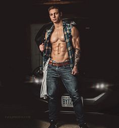 Matt Luscious male fitness model
