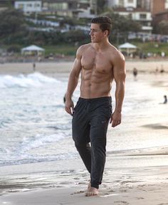 Matthew Bartholomew male fitness model