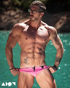 Ruben Arenas male fitness model