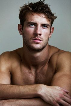 Ryan Ball male fitness model