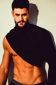 Valentin Manzoni male fitness model