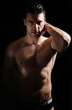 Vinicius Piccoli male fitness model