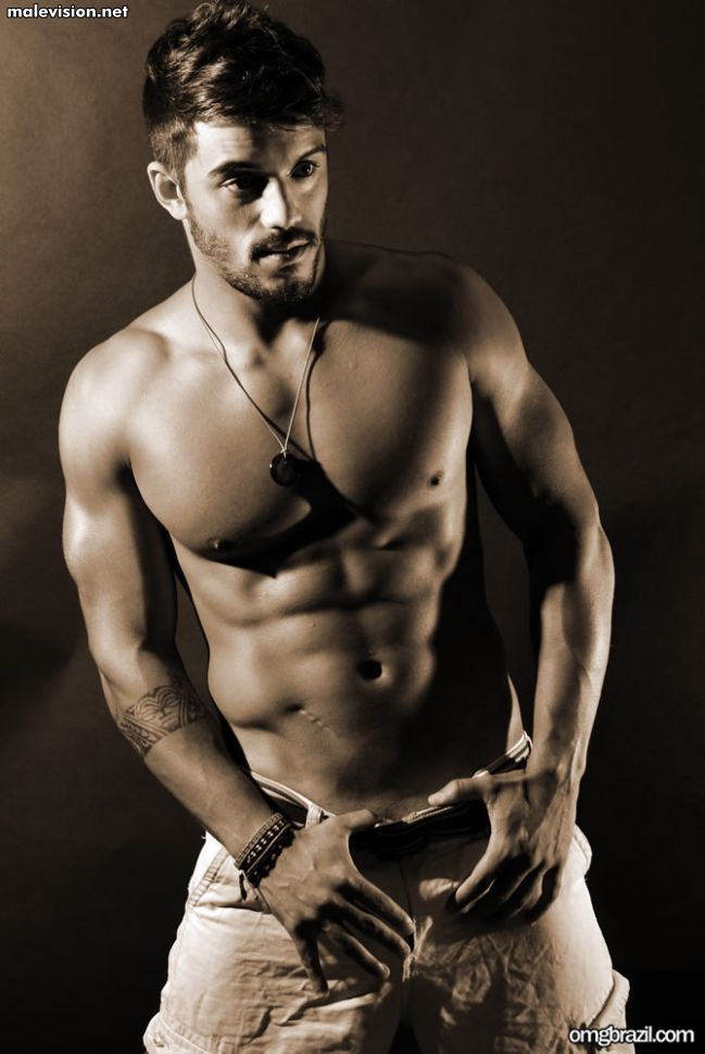 André Coelho model