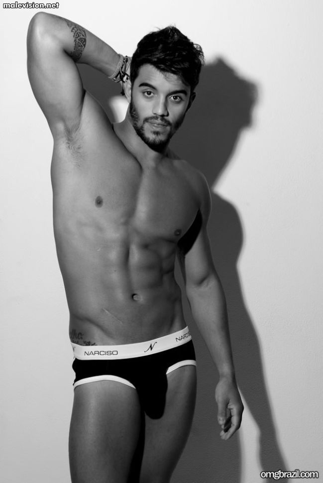 André Coelho model