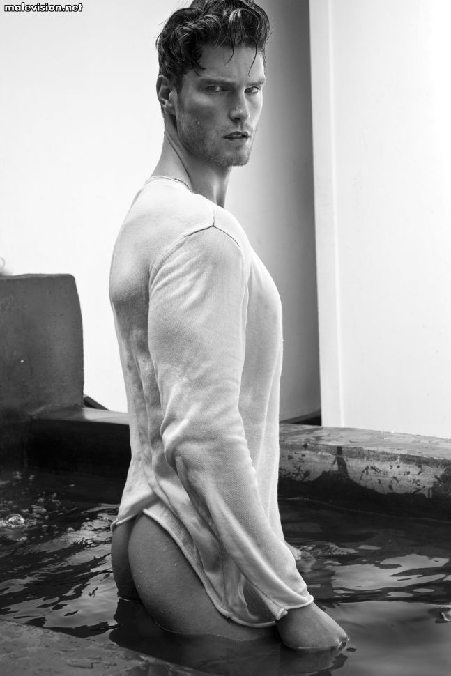 Nathan Voronyak model