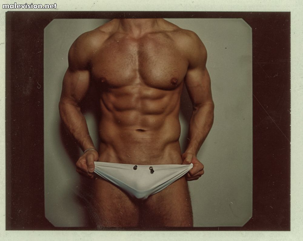 Serge Lee model