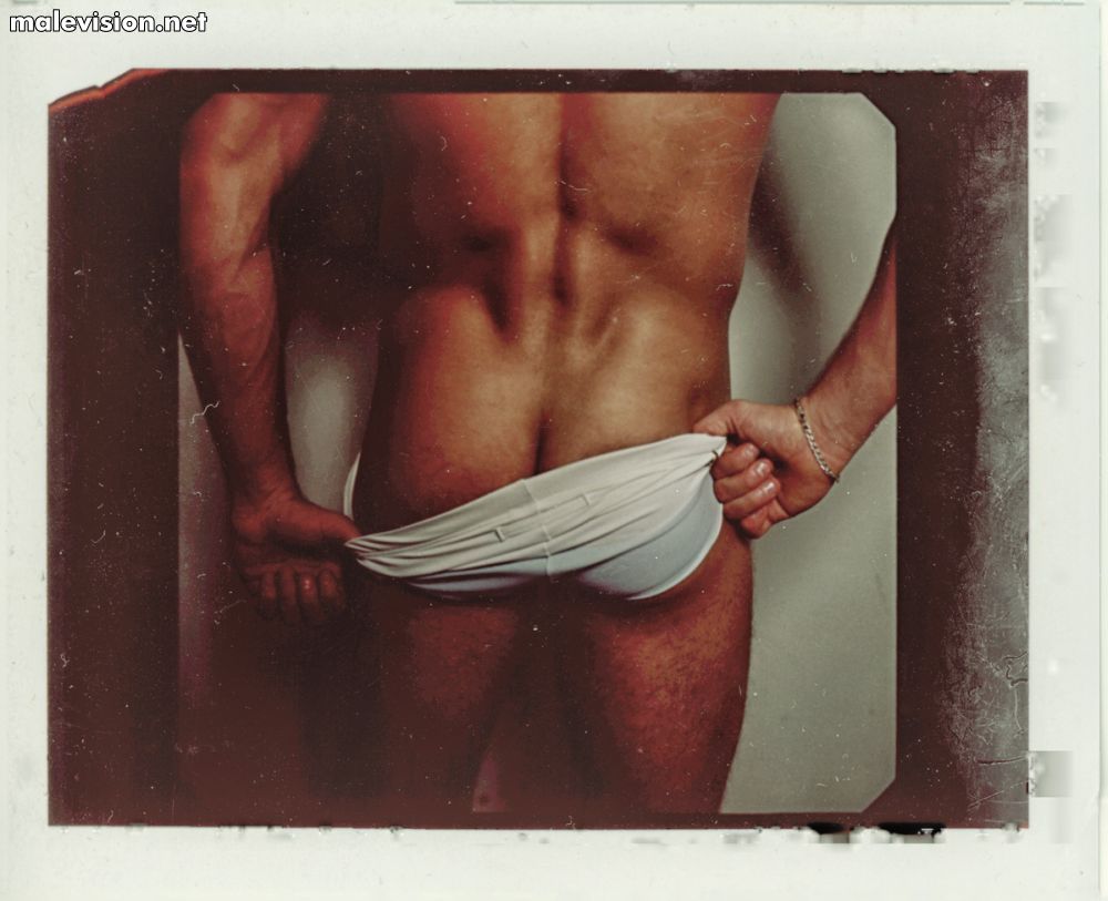 Serge Lee model