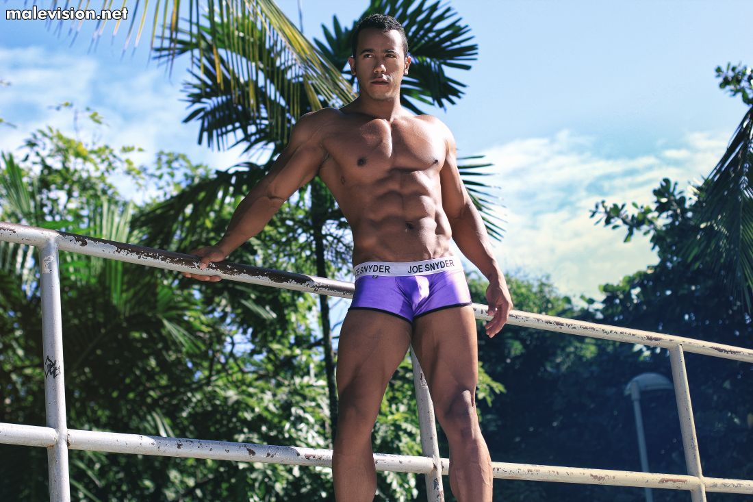 Adrian Barreto model