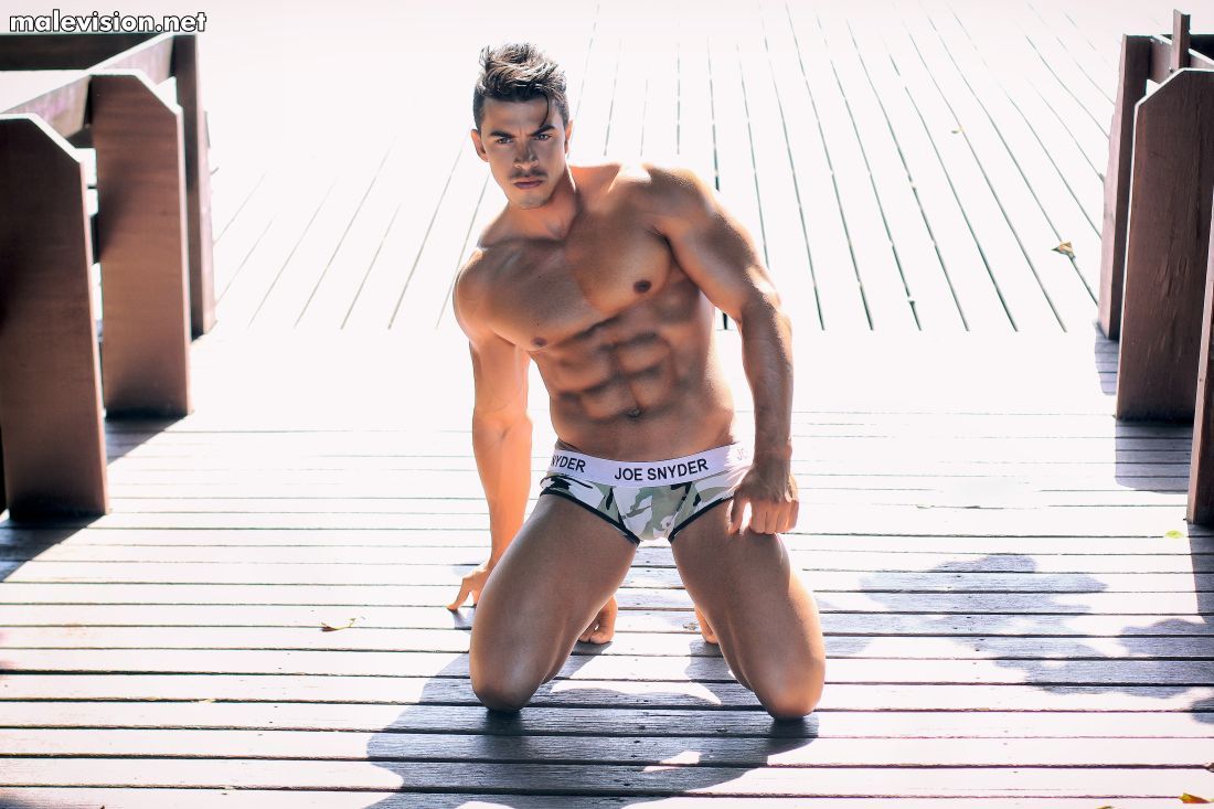 Adrian Barreto model