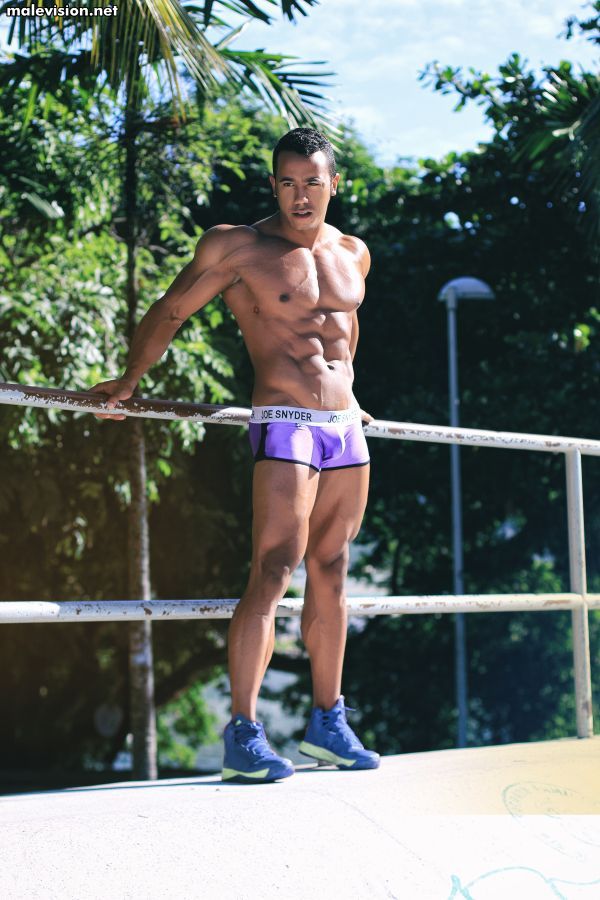 Adrian Barreto model