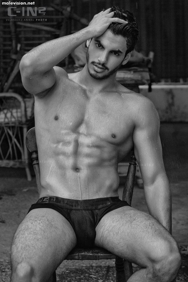 Luis Santaella model