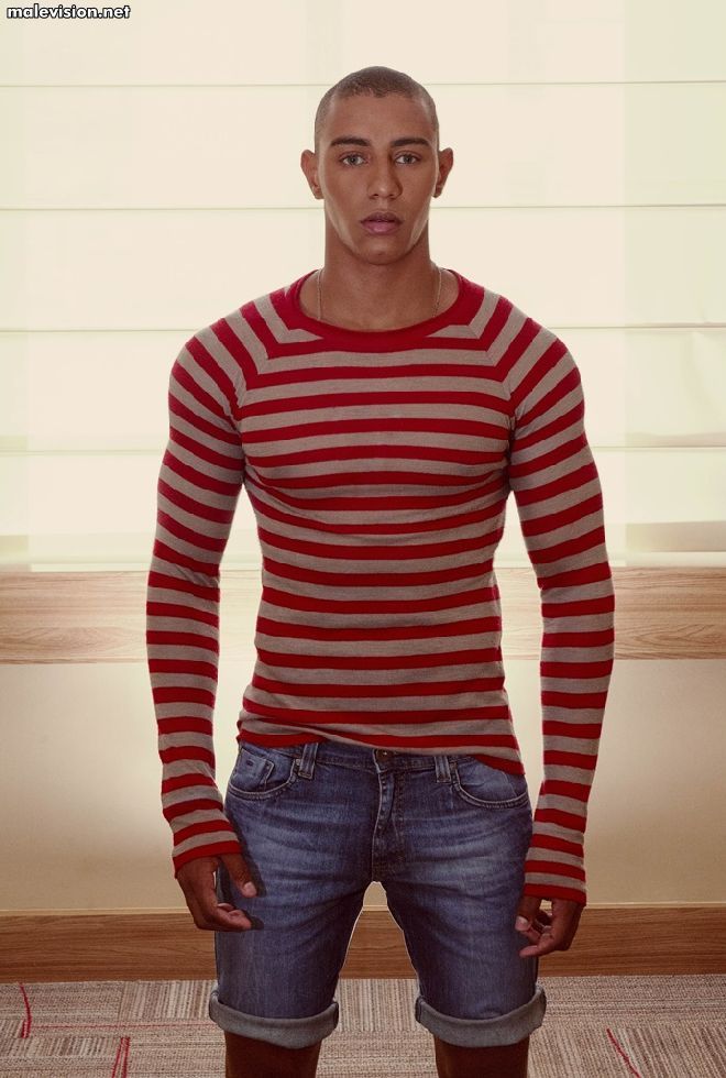 Anderson Dias model