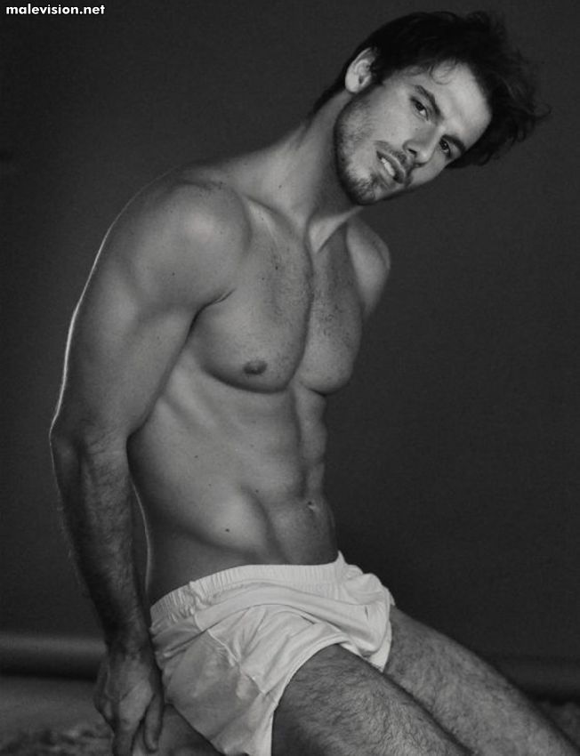 Victor Magazine model