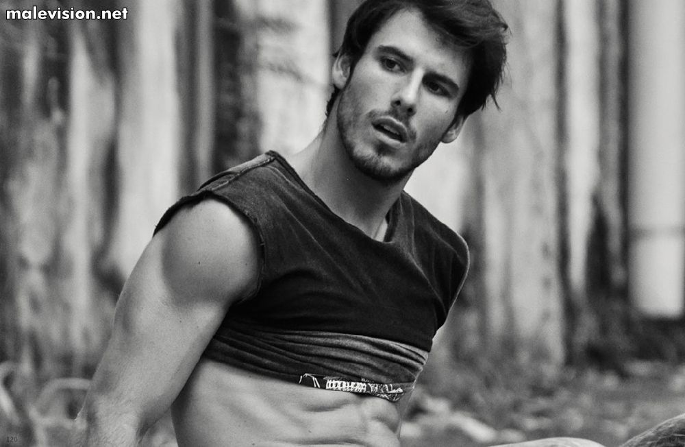 Victor Magazine model
