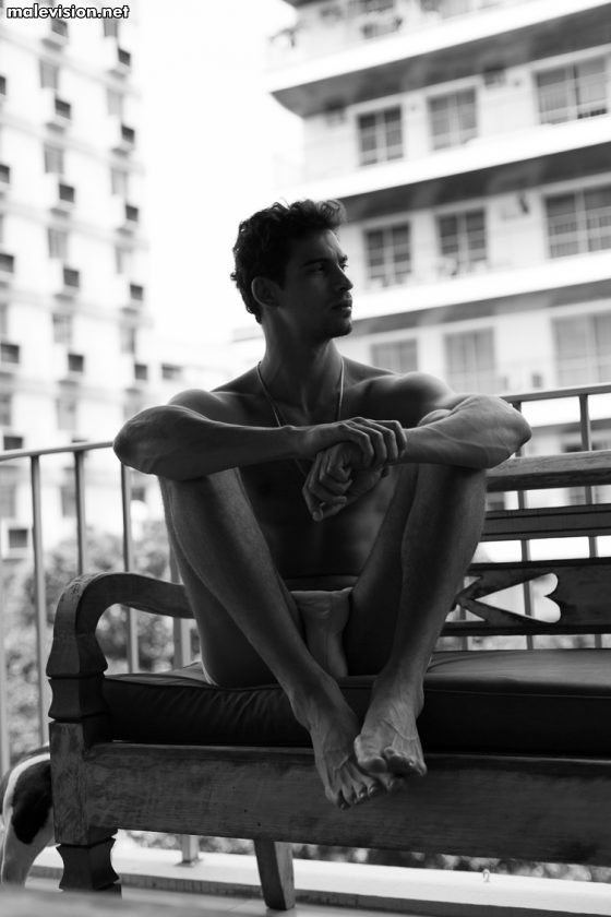 Victor Magazine model