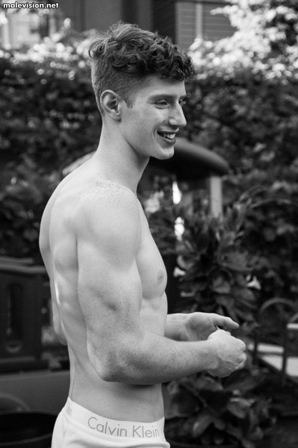 Victor Magazine model