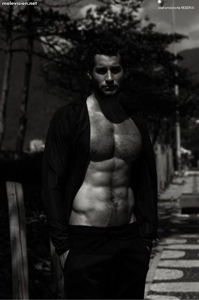 Victor Magazine model