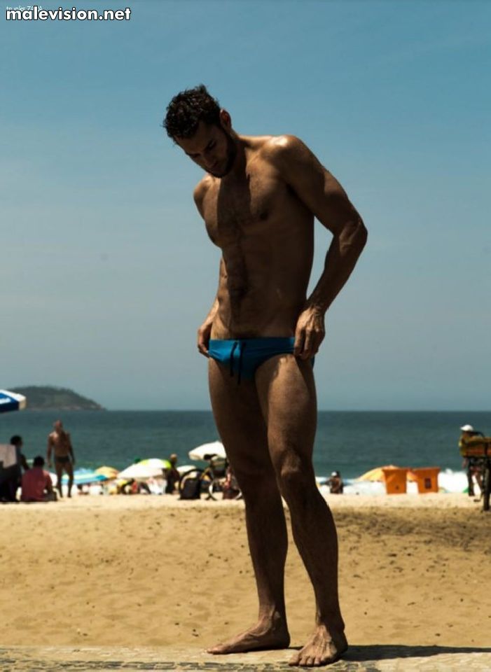 Victor Magazine model
