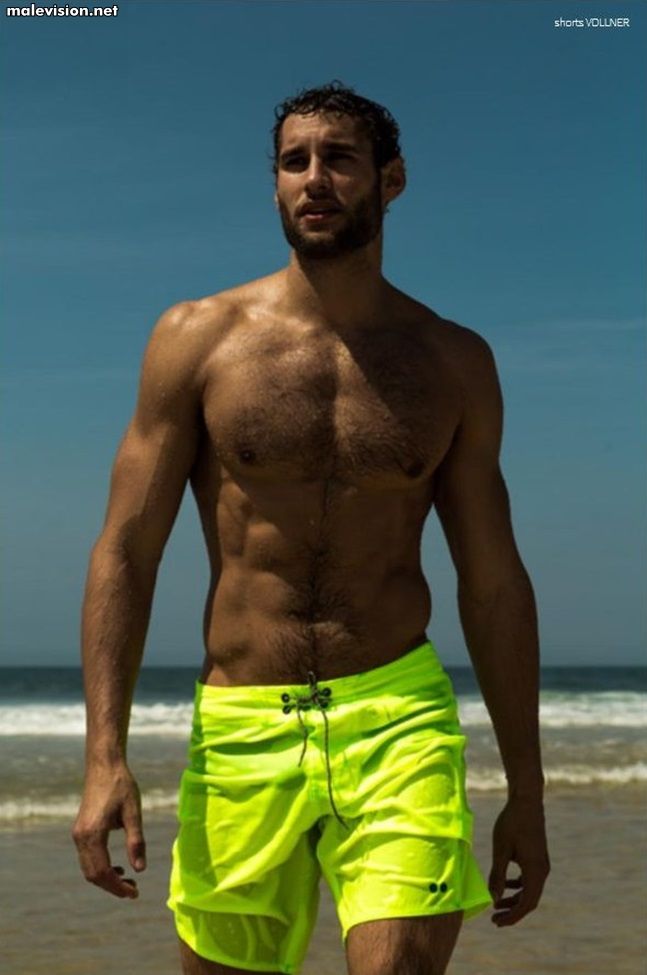 Victor Magazine model