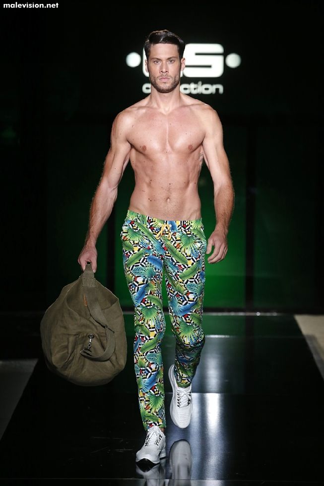 080 Barcelona Fashion model