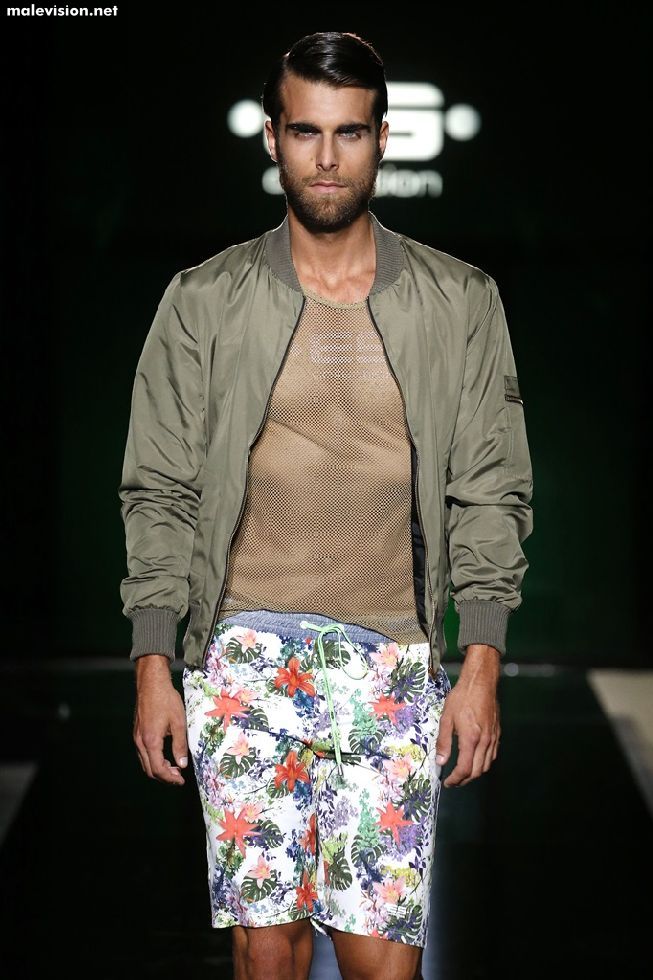 080 Barcelona Fashion model